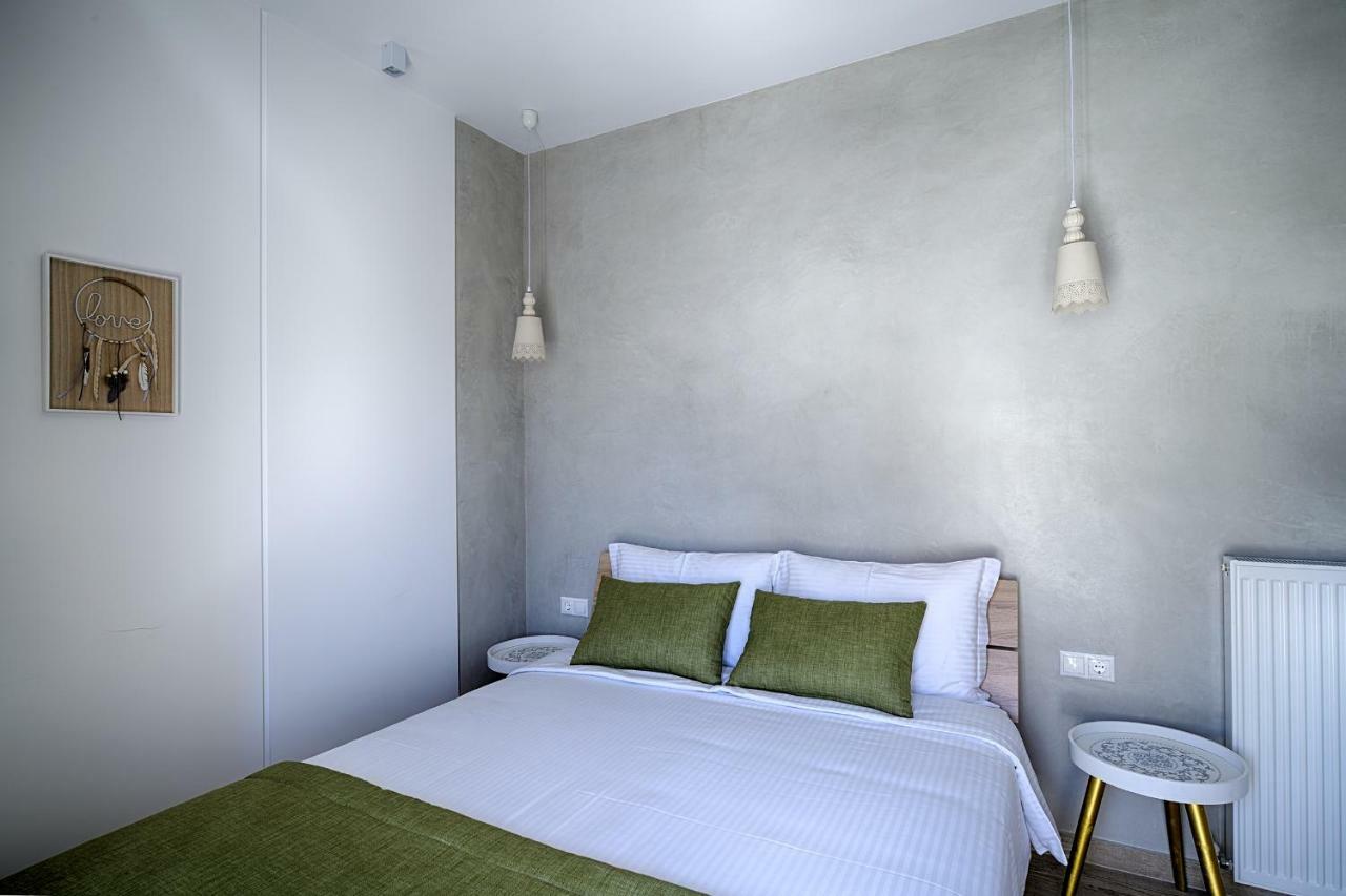 Cosmos N Armonia Apts. Apartment *
